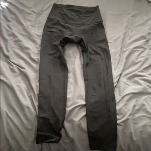 Black lulu lemon leggings